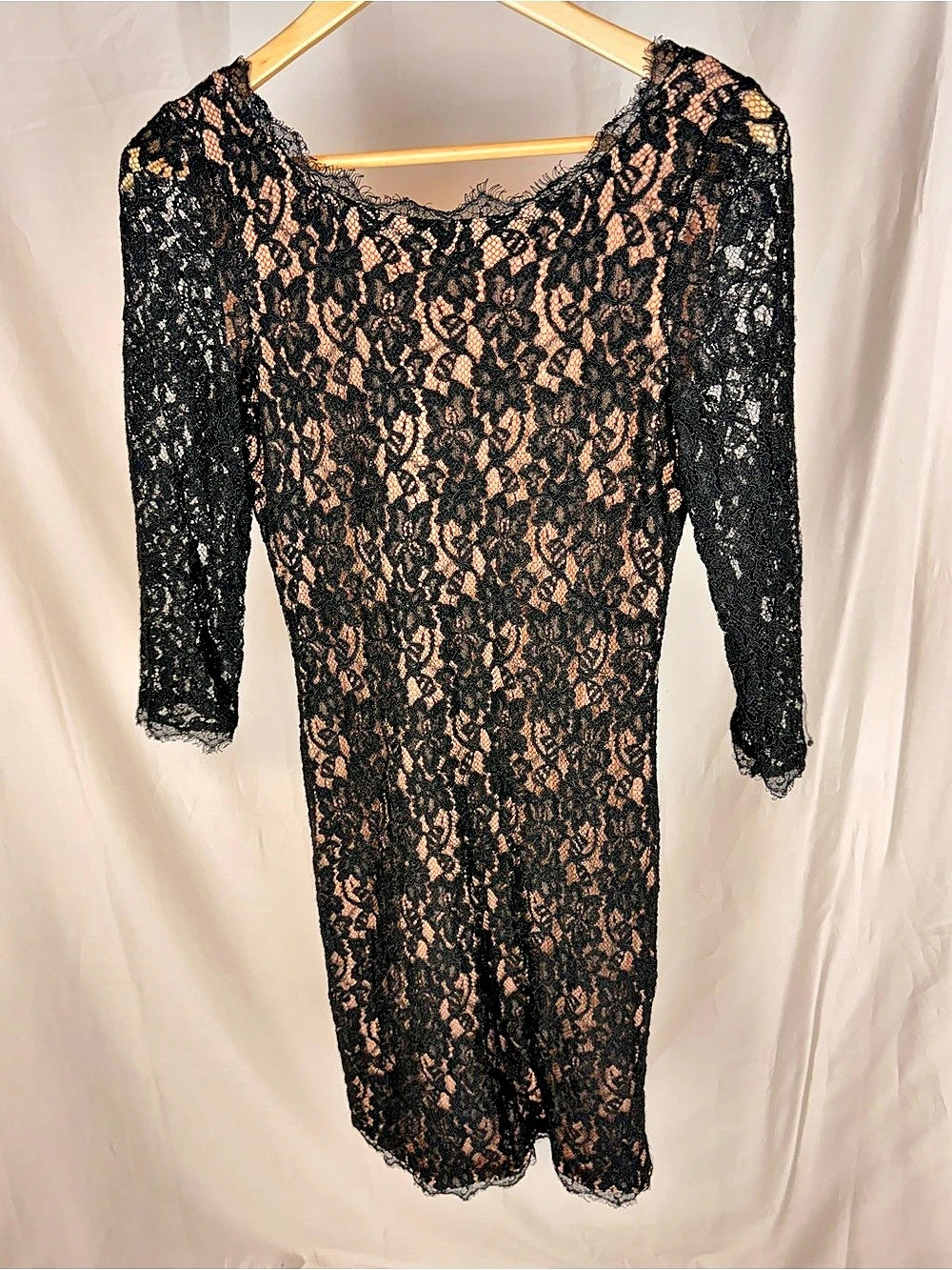 Babaton Long Sleeve Lace Dress - Size 6